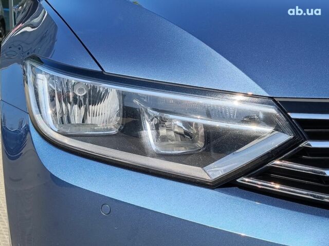 Серый Фольксваген Пассат, объемом двигателя 2.4 л и пробегом 96 тыс. км за 17440 $, фото 4 на Automoto.ua