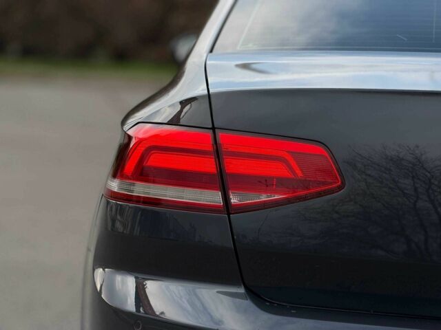 Серый Фольксваген Пассат, объемом двигателя 2 л и пробегом 257 тыс. км за 16900 $, фото 7 на Automoto.ua