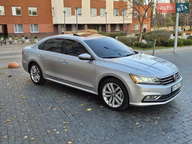 Серый Фольксваген Пассат, объемом двигателя 3.6 л и пробегом 125 тыс. км за 11900 $, фото 4 на Automoto.ua