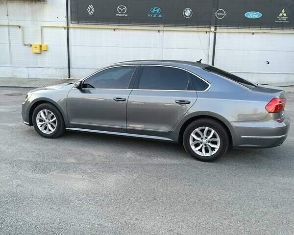 Фольксваген Пассат 2015 в Житомире на Automoto.ua Серый Фольксваген Пассат, объемом двигателя 1.8 л и пробегом 185 тыс. км за 11500 $, фото 12 на Automoto.ua