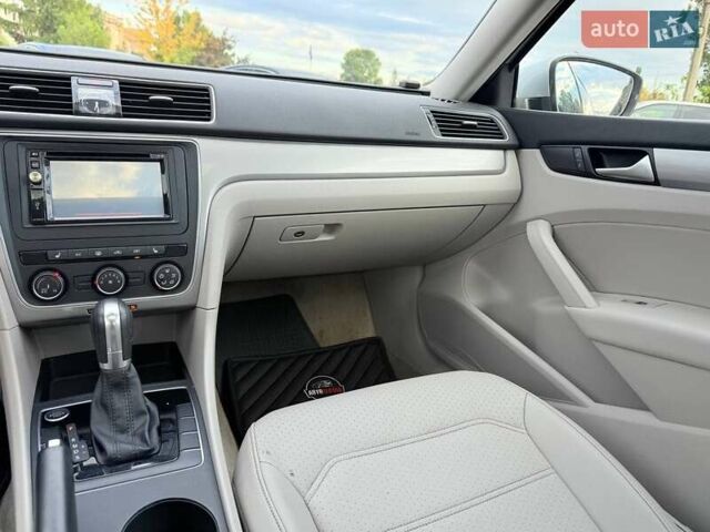 Сірий Фольксваген Пассат, об'ємом двигуна 1.8 л та пробігом 135 тис. км за 12000 $, фото 28 на Automoto.ua