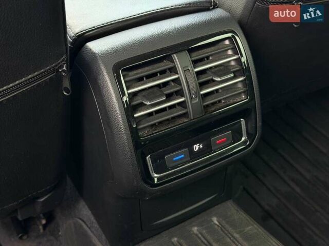 Сірий Фольксваген Пассат, об'ємом двигуна 1.97 л та пробігом 257 тис. км за 16900 $, фото 40 на Automoto.ua