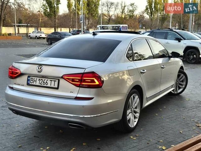 Серый Фольксваген Пассат, объемом двигателя 3.6 л и пробегом 125 тыс. км за 11900 $, фото 5 на Automoto.ua