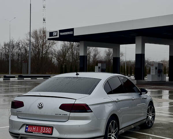 Серый Фольксваген Пассат, объемом двигателя 2 л и пробегом 310 тыс. км за 16100 $, фото 7 на Automoto.ua