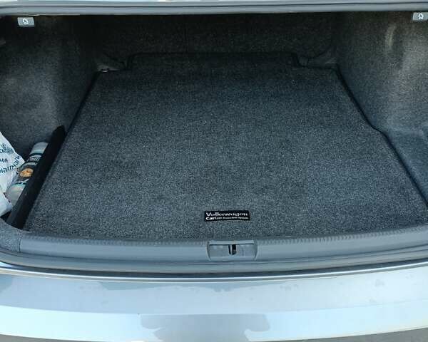 Фольксваген Пассат 2015 в Житомире на Automoto.ua Серый Фольксваген Пассат, объемом двигателя 1.8 л и пробегом 185 тыс. км за 11500 $, фото 21 на Automoto.ua