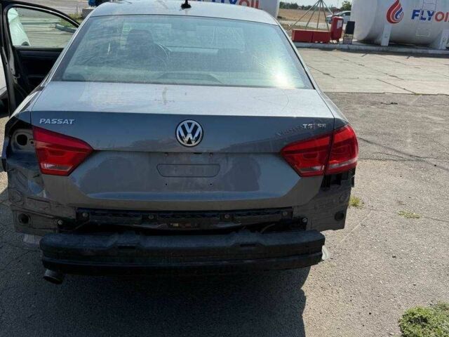 Сірий Фольксваген Пассат, об'ємом двигуна 0 л та пробігом 98 тис. км за 6000 $, фото 4 на Automoto.ua