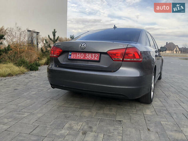 Серый Фольксваген Пассат, объемом двигателя 1.8 л и пробегом 202 тыс. км за 11500 $, фото 5 на Automoto.ua