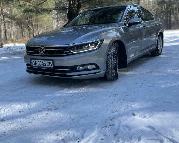 Серый Фольксваген Пассат, объемом двигателя 1.97 л и пробегом 190 тыс. км за 18700 $, фото 9 на Automoto.ua