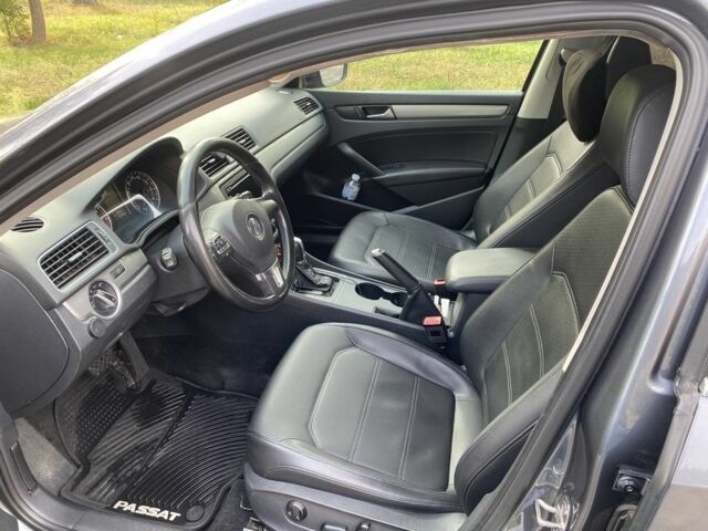 Сірий Фольксваген Пассат, об'ємом двигуна 1.8 л та пробігом 150 тис. км за 10300 $, фото 6 на Automoto.ua