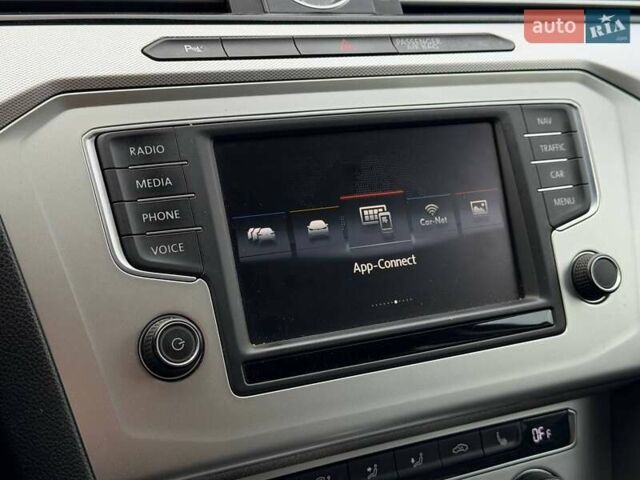 Сірий Фольксваген Пассат, об'ємом двигуна 1.97 л та пробігом 257 тис. км за 16900 $, фото 54 на Automoto.ua