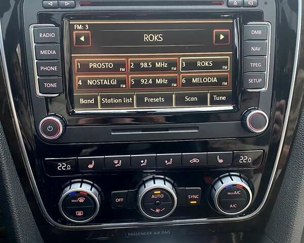 Серый Фольксваген Пассат, объемом двигателя 2 л и пробегом 52 тыс. км за 20000 $, фото 30 на Automoto.ua