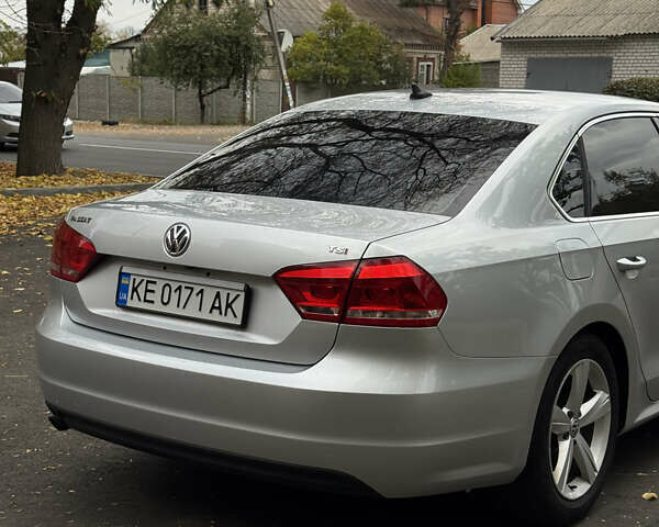 Серый Фольксваген Пассат, объемом двигателя 1.8 л и пробегом 225 тыс. км за 12000 $, фото 9 на Automoto.ua