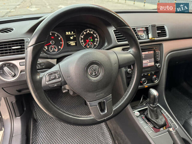Сірий Фольксваген Пассат, об'ємом двигуна 1.8 л та пробігом 172 тис. км за 11000 $, фото 25 на Automoto.ua