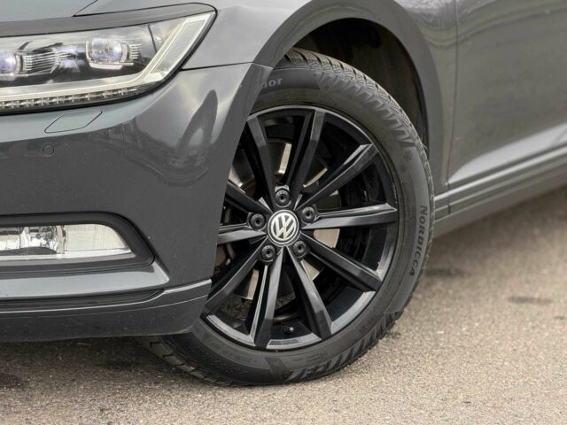 Серый Фольксваген Пассат, объемом двигателя 2 л и пробегом 257 тыс. км за 16900 $, фото 5 на Automoto.ua