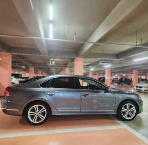 Сірий Фольксваген Пассат, об'ємом двигуна 2 л та пробігом 85 тис. км за 5110 $, фото 3 на Automoto.ua