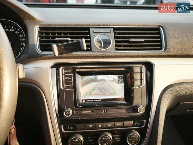 Сірий Фольксваген Пассат, об'ємом двигуна 1.8 л та пробігом 86 тис. км за 12500 $, фото 14 на Automoto.ua