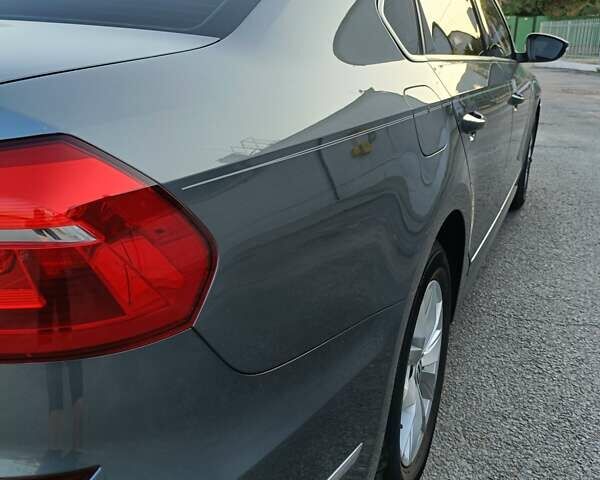 Фольксваген Пассат 2015 в Житомире на Automoto.ua Серый Фольксваген Пассат, объемом двигателя 1.8 л и пробегом 185 тыс. км за 11500 $, фото 7 на Automoto.ua