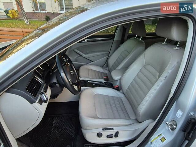 Серый Фольксваген Пассат, объемом двигателя 3.6 л и пробегом 125 тыс. км за 11900 $, фото 11 на Automoto.ua