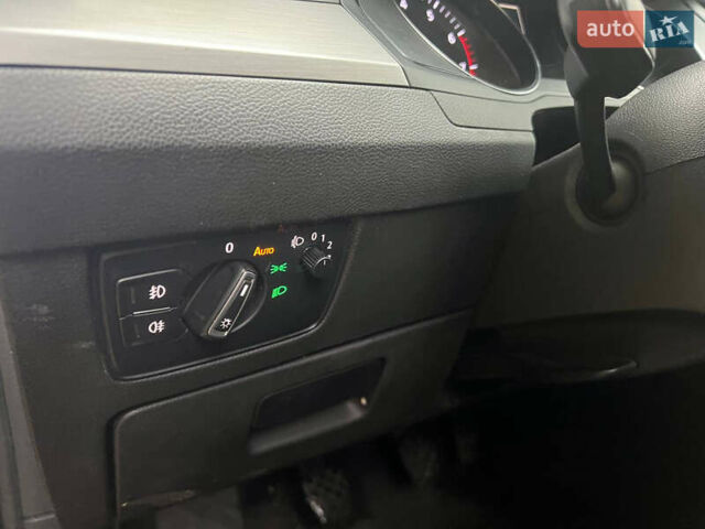 Серый Фольксваген Пассат, объемом двигателя 1.4 л и пробегом 160 тыс. км за 10600 $, фото 9 на Automoto.ua