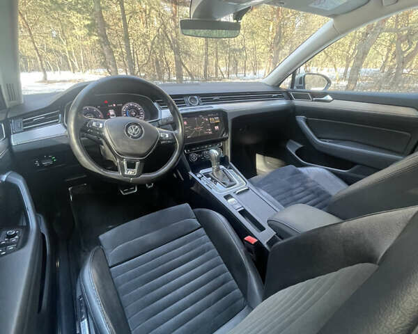 Серый Фольксваген Пассат, объемом двигателя 1.97 л и пробегом 190 тыс. км за 18700 $, фото 29 на Automoto.ua