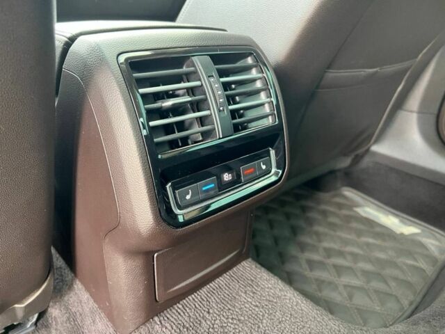 Сірий Фольксваген Пассат, об'ємом двигуна 1.8 л та пробігом 250 тис. км за 18500 $, фото 15 на Automoto.ua