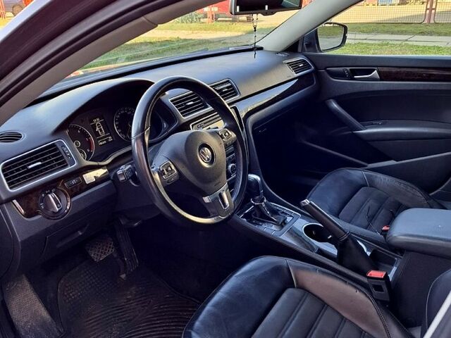 Сірий Фольксваген Пассат, об'ємом двигуна 2 л та пробігом 150 тис. км за 12200 $, фото 7 на Automoto.ua