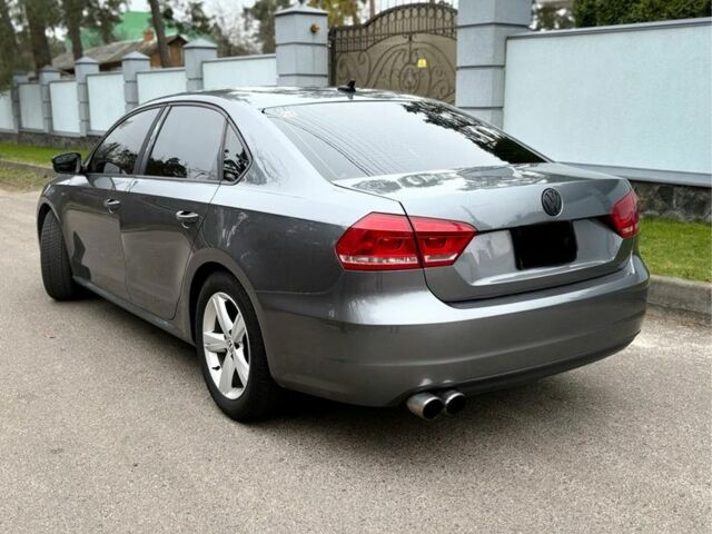 Серый Фольксваген Пассат, объемом двигателя 1.8 л и пробегом 255 тыс. км за 8500 $, фото 5 на Automoto.ua