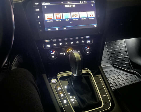 Серый Фольксваген Пассат, объемом двигателя 1.97 л и пробегом 190 тыс. км за 18700 $, фото 24 на Automoto.ua