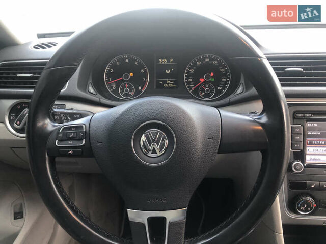 Серый Фольксваген Пассат, объемом двигателя 1.8 л и пробегом 202 тыс. км за 11500 $, фото 12 на Automoto.ua