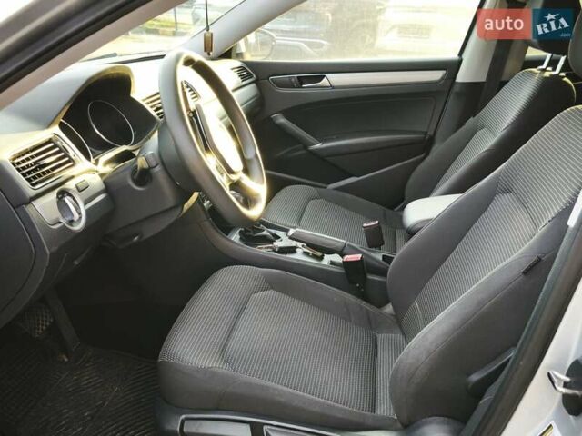 Сірий Фольксваген Пассат, об'ємом двигуна 1.8 л та пробігом 86 тис. км за 12500 $, фото 11 на Automoto.ua