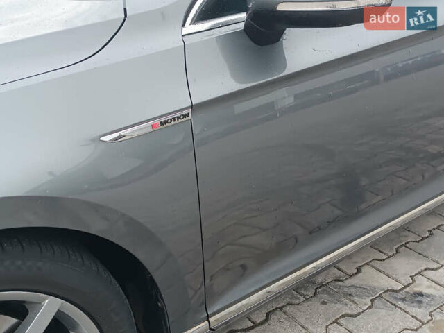 Серый Фольксваген Пассат, объемом двигателя 1.97 л и пробегом 290 тыс. км за 17500 $, фото 11 на Automoto.ua