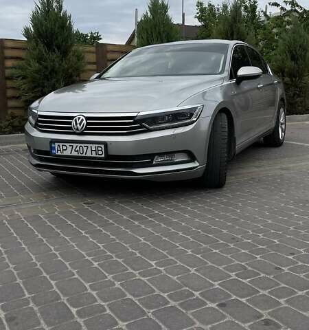 Серый Фольксваген Пассат, объемом двигателя 2 л и пробегом 240 тыс. км за 15500 $, фото 1 на Automoto.ua