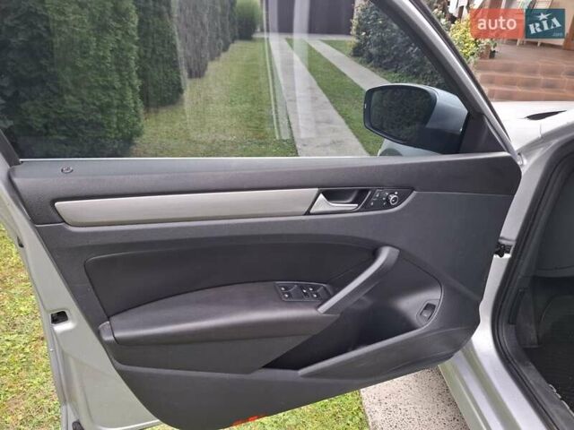 Сірий Фольксваген Пассат, об'ємом двигуна 0 л та пробігом 131 тис. км за 14300 $, фото 14 на Automoto.ua