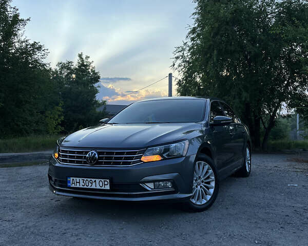 Сірий Фольксваген Пассат, об'ємом двигуна 1.8 л та пробігом 173 тис. км за 13800 $, фото 1 на Automoto.ua