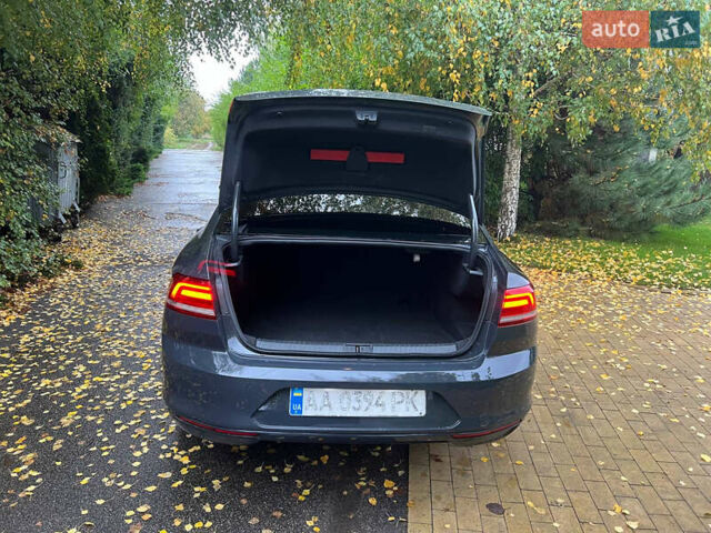 Серый Фольксваген Пассат, объемом двигателя 1.4 л и пробегом 160 тыс. км за 10600 $, фото 18 на Automoto.ua