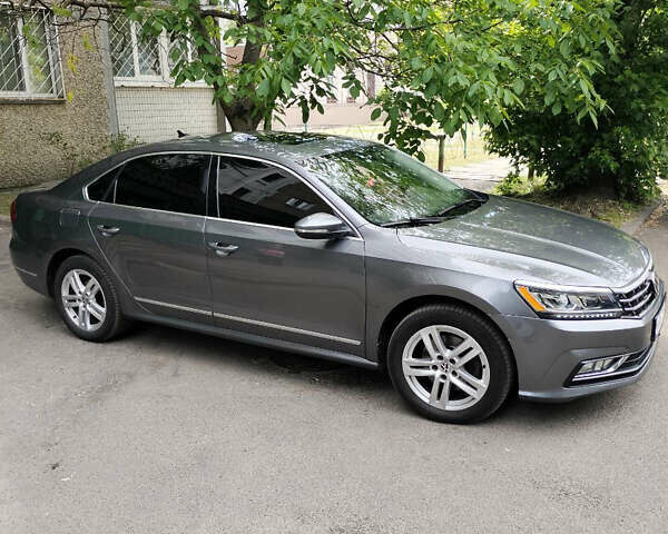 Сірий Фольксваген Пассат, об'ємом двигуна 1.8 л та пробігом 170 тис. км за 12900 $, фото 2 на Automoto.ua