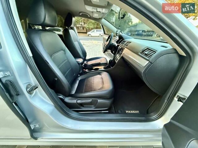 Серый Фольксваген Пассат, объемом двигателя 1.8 л и пробегом 239 тыс. км за 10700 $, фото 37 на Automoto.ua