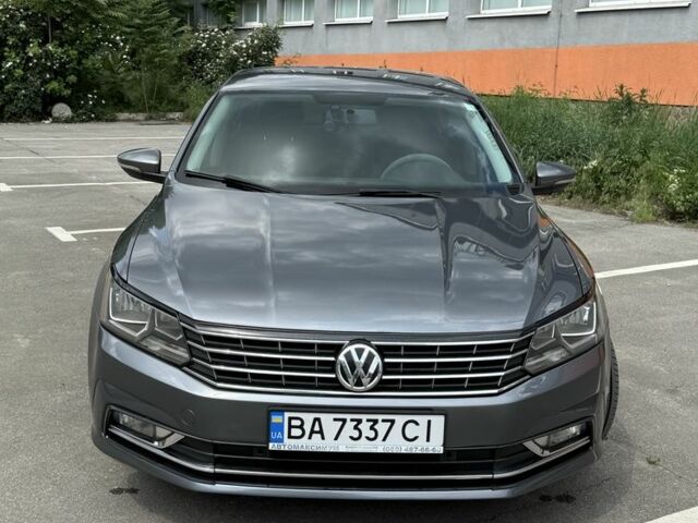 Сірий Фольксваген Пассат, об'ємом двигуна 1.8 л та пробігом 96 тис. км за 14000 $, фото 2 на Automoto.ua