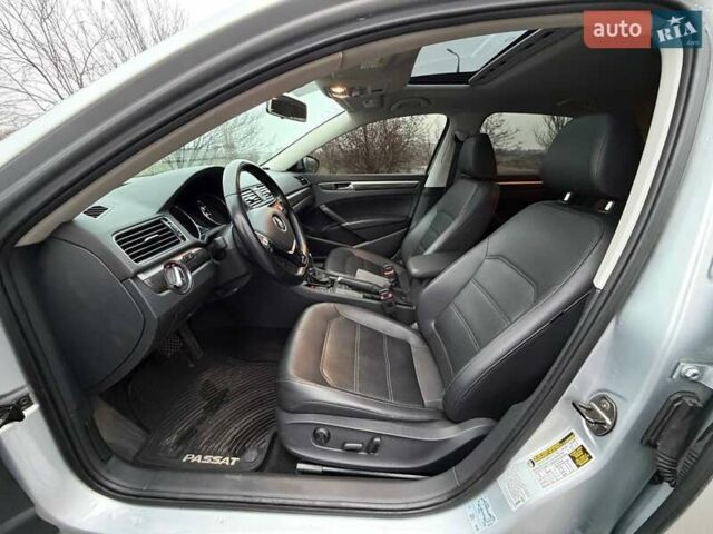 Серый Фольксваген Пассат, объемом двигателя 1.8 л и пробегом 185 тыс. км за 12800 $, фото 29 на Automoto.ua