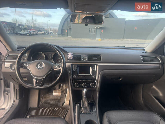 Серый Фольксваген Пассат, объемом двигателя 1.8 л и пробегом 240 тыс. км за 11500 $, фото 3 на Automoto.ua