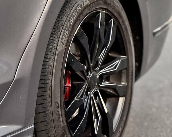 Серый Фольксваген Пассат, объемом двигателя 1.8 л и пробегом 118 тыс. км за 12899 $, фото 11 на Automoto.ua