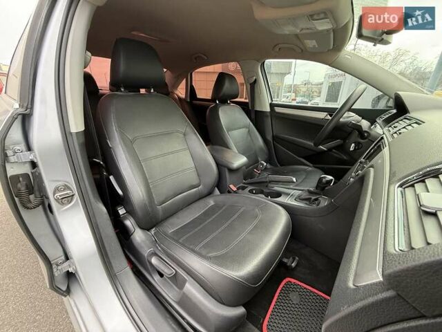 Сірий Фольксваген Пассат, об'ємом двигуна 1.8 л та пробігом 113 тис. км за 12200 $, фото 12 на Automoto.ua