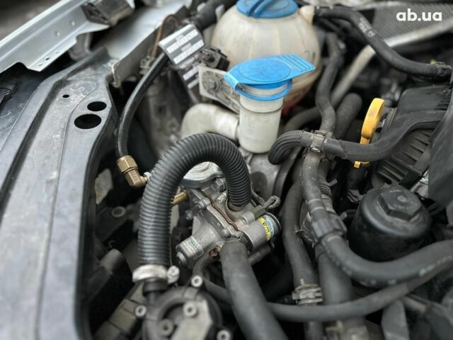 Серый Фольксваген Пассат, объемом двигателя 1.8 л и пробегом 109 тыс. км за 13490 $, фото 38 на Automoto.ua