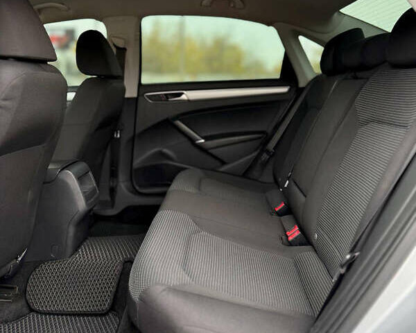 Сірий Фольксваген Пассат, об'ємом двигуна 1.8 л та пробігом 172 тис. км за 10399 $, фото 14 на Automoto.ua