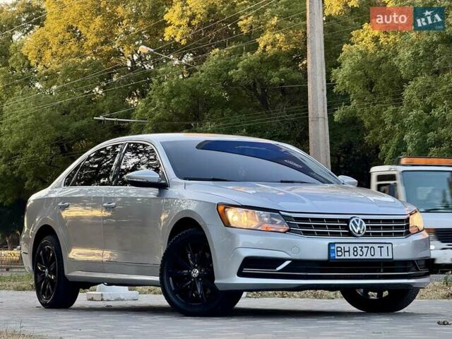 Серый Фольксваген Пассат, объемом двигателя 1.8 л и пробегом 239 тыс. км за 10700 $, фото 26 на Automoto.ua