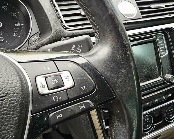 Фольксваген Пассат 2016 в Киеве на Automoto.ua Серый Фольксваген Пассат, объемом двигателя 1.8 л и пробегом 170 тыс. км за 4700 $, фото 17 на Automoto.ua