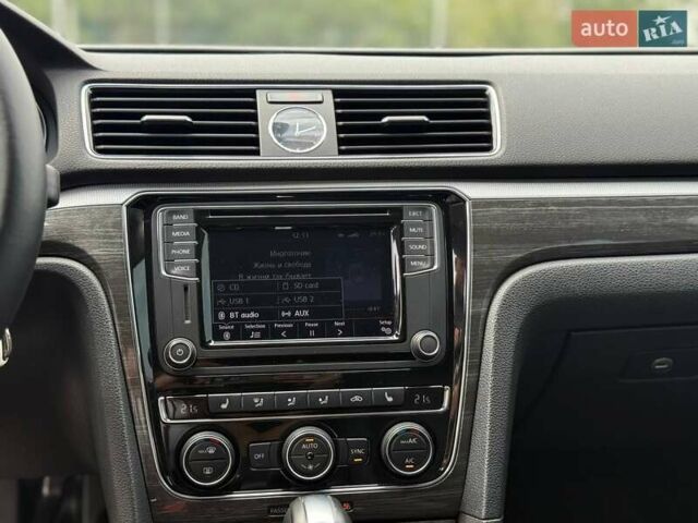 Серый Фольксваген Пассат, объемом двигателя 1.78 л и пробегом 177 тыс. км за 12400 $, фото 28 на Automoto.ua