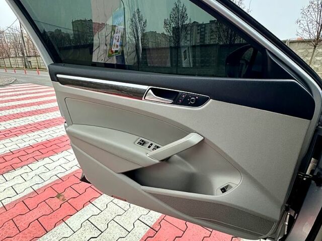 Сірий Фольксваген Пассат, об'ємом двигуна 1.8 л та пробігом 150 тис. км за 14550 $, фото 7 на Automoto.ua