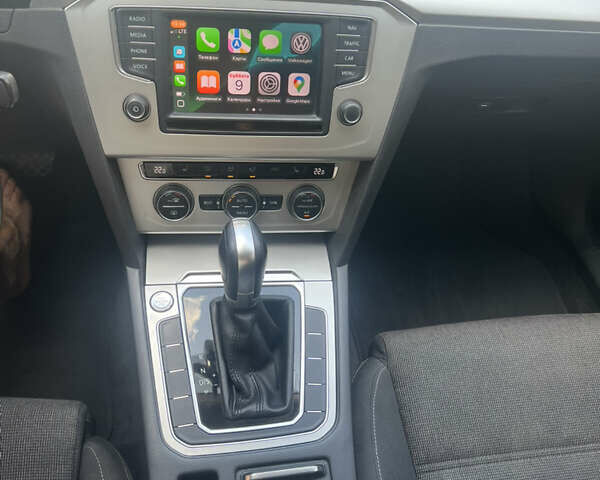 Серый Фольксваген Пассат, объемом двигателя 1.97 л и пробегом 106 тыс. км за 20500 $, фото 5 на Automoto.ua