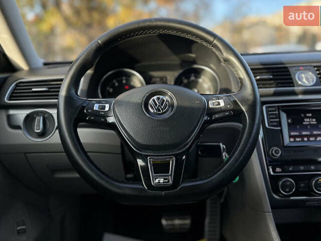 Серый Фольксваген Пассат, объемом двигателя 1.8 л и пробегом 298 тыс. км за 11500 $, фото 8 на Automoto.ua